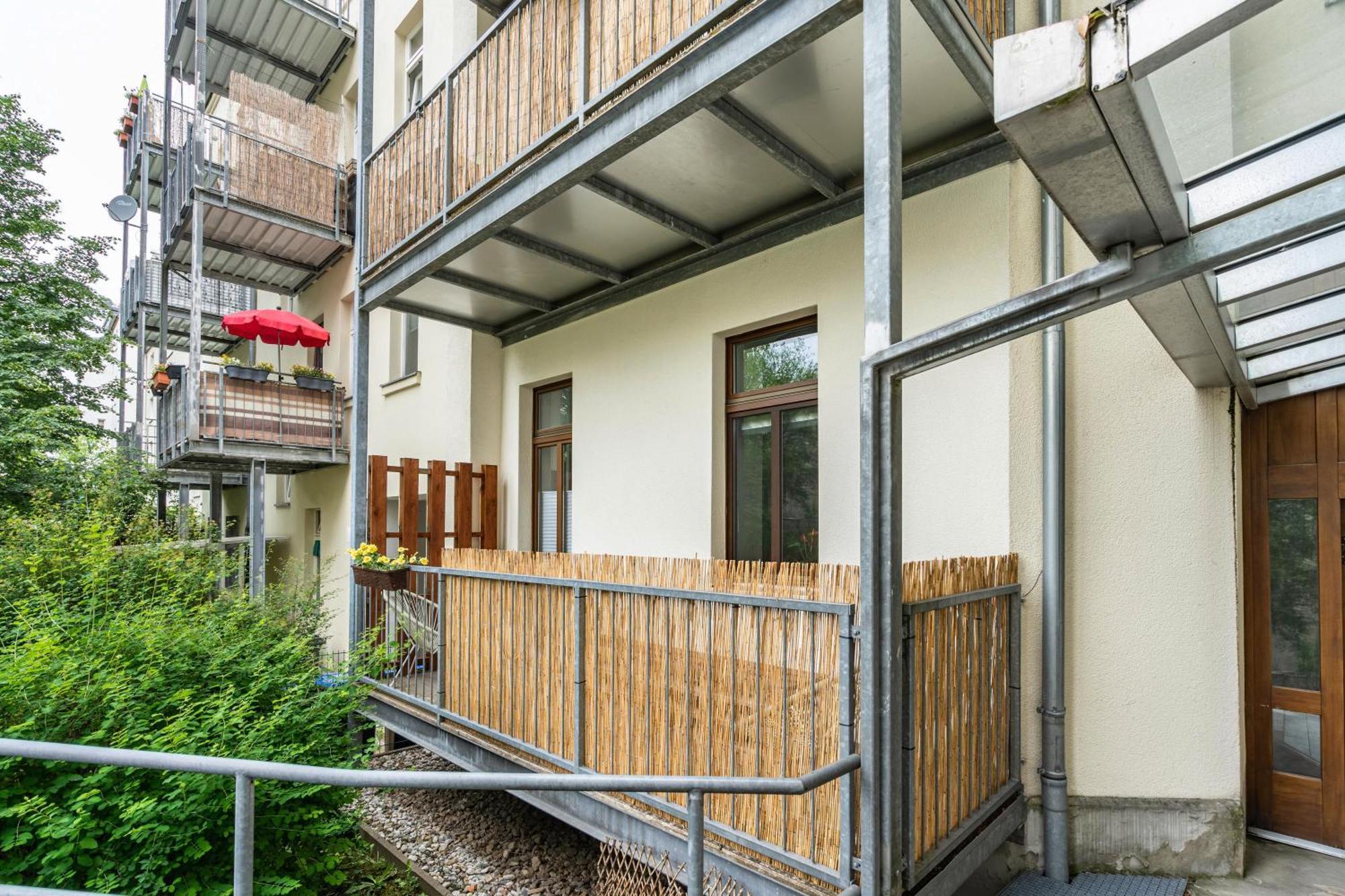 Zentrumsnahe Wohnung In Chemnitz Exterior foto